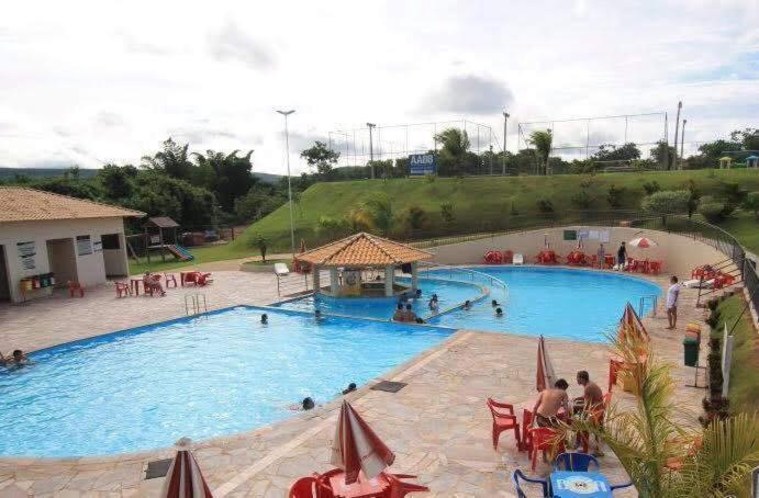 Golden Dolphin Express Md Apartment Caldas Novas